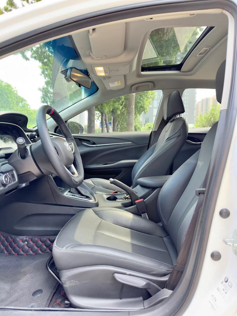 东莞21年别克英朗4