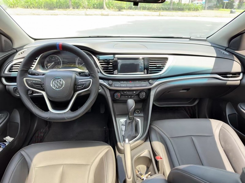 东莞21年别克英朗5