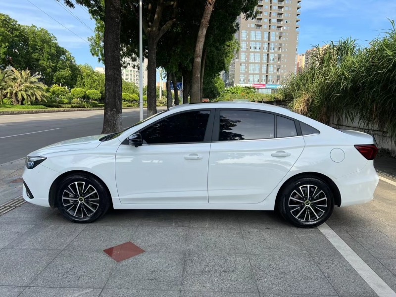 东莞22年荣威i57