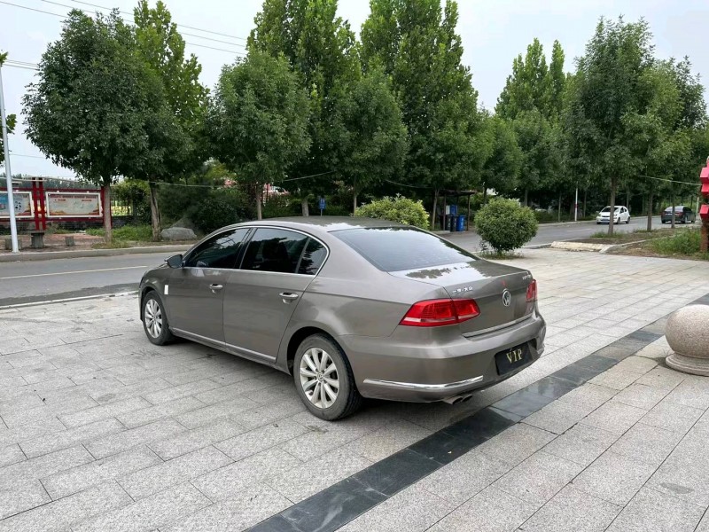 济南16年大众迈腾7