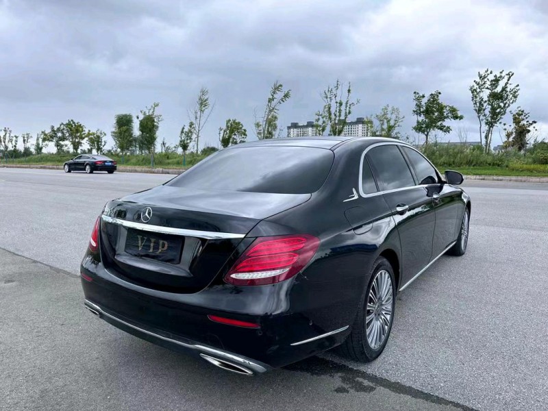 盐城19年奔驰E9