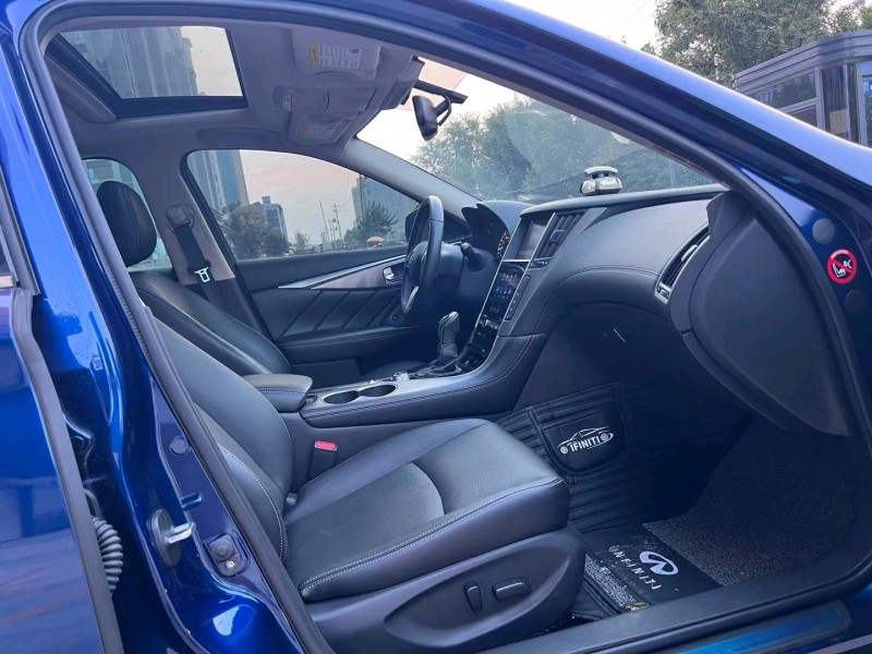 济宁20年英菲尼迪Q50L4