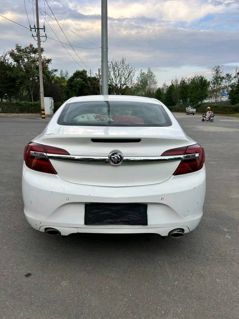 宿迁16年别克君威9