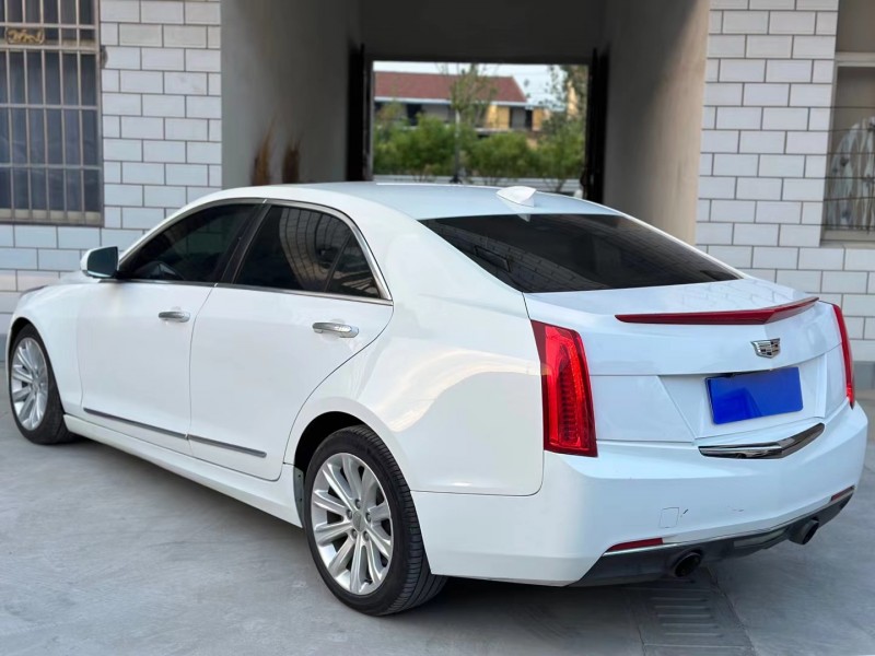 济宁16年凯迪拉克ATS4