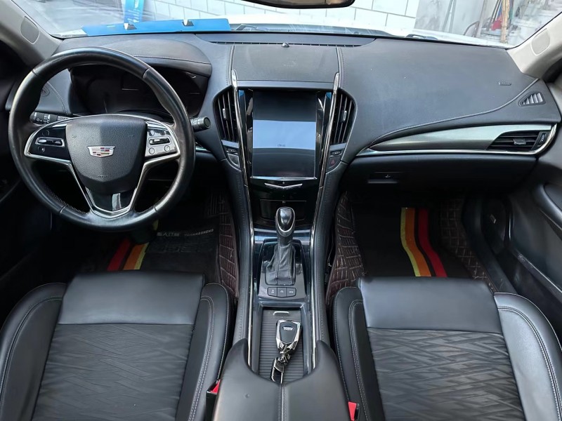 济宁16年凯迪拉克ATS7