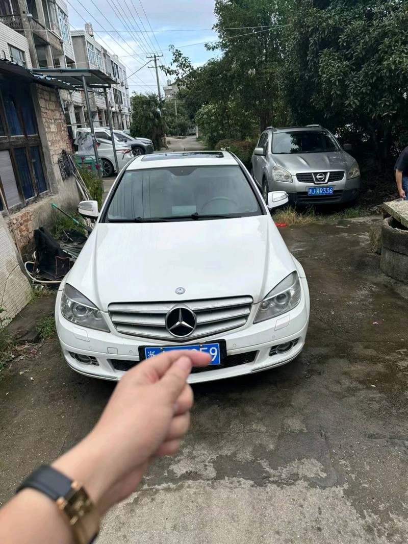 湖州09年奔驰C1
