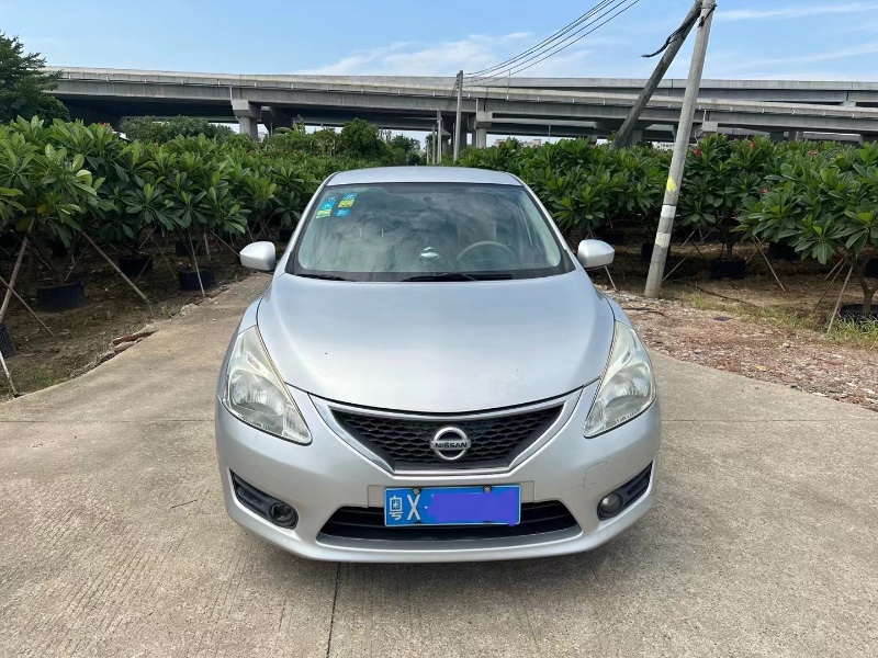 广州11年日产骐达1