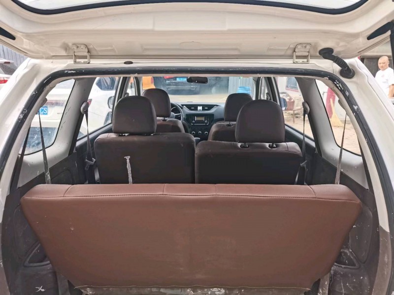 保定15年一汽森雅S806