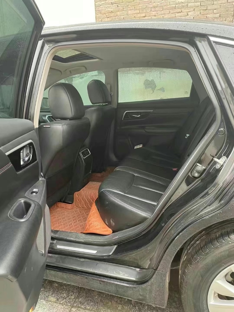 石家庄17年日产天籁7