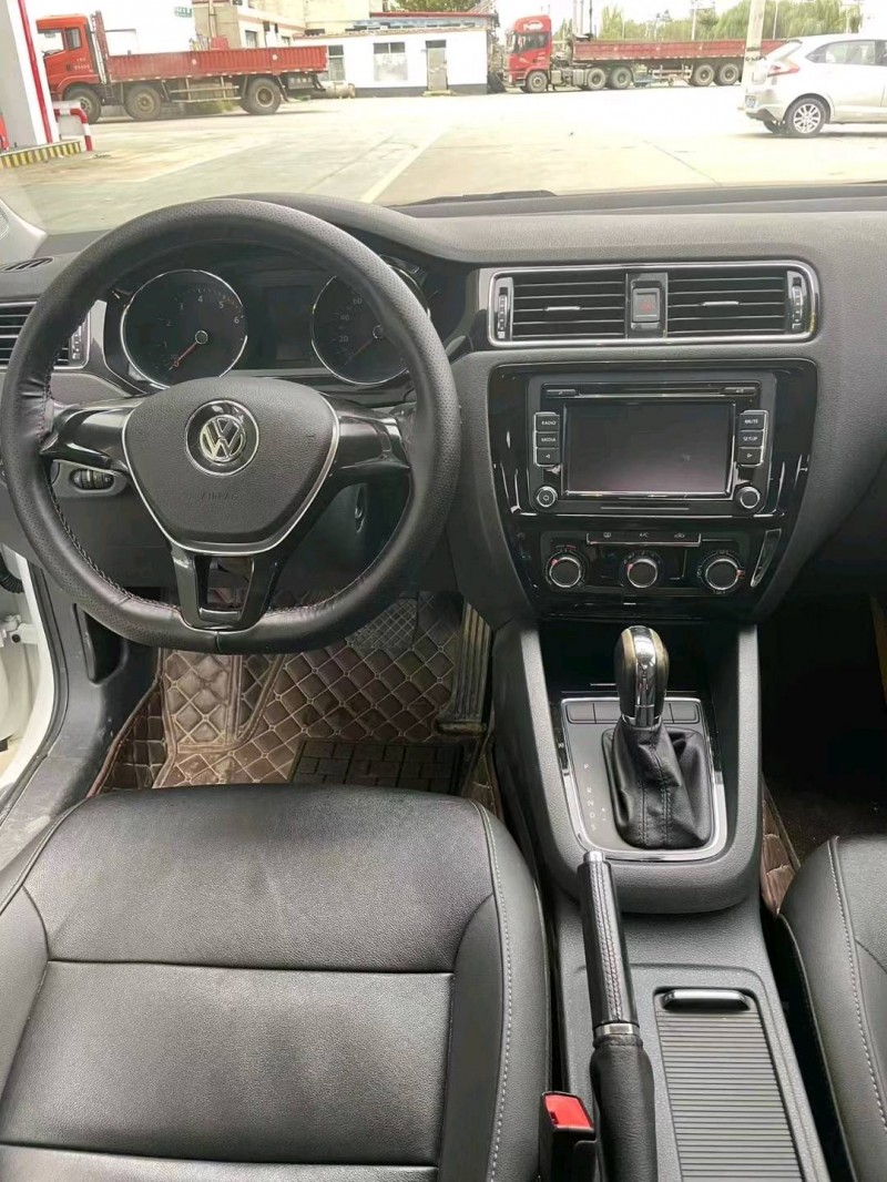 保定16年大众速腾7