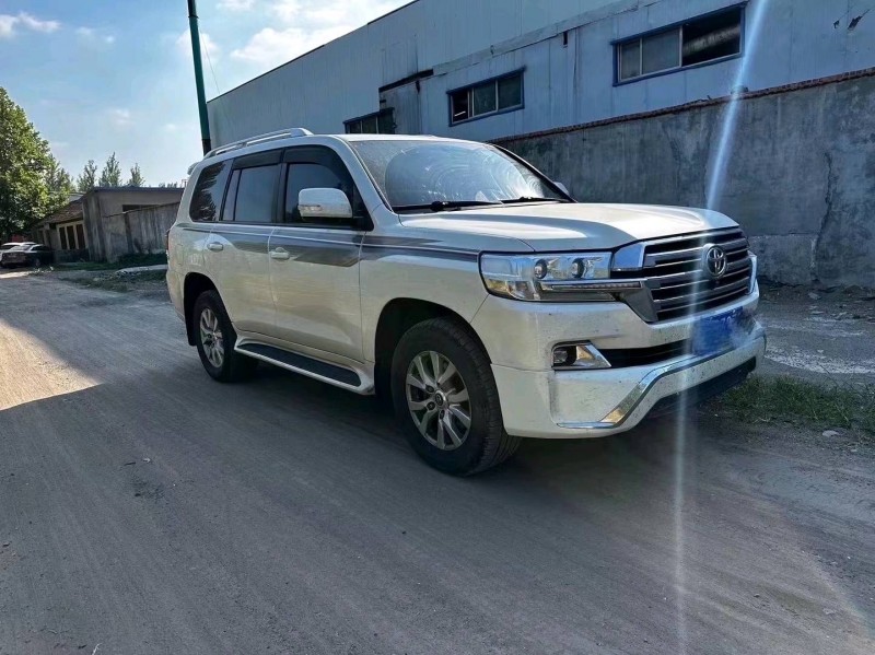 潍坊18年丰田兰德酷路泽3