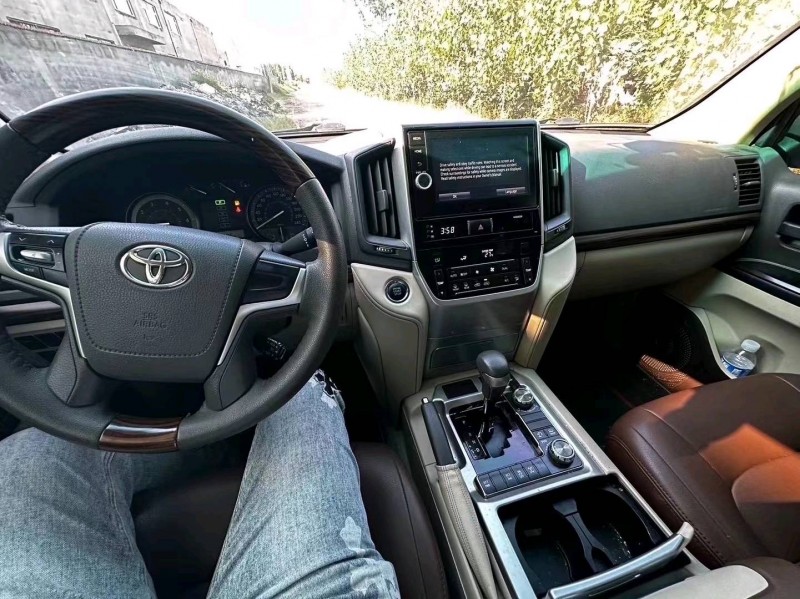 潍坊18年丰田兰德酷路泽6