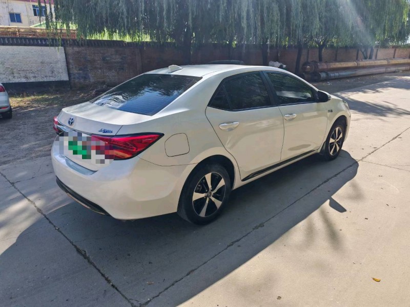 保定20年丰田雷凌8