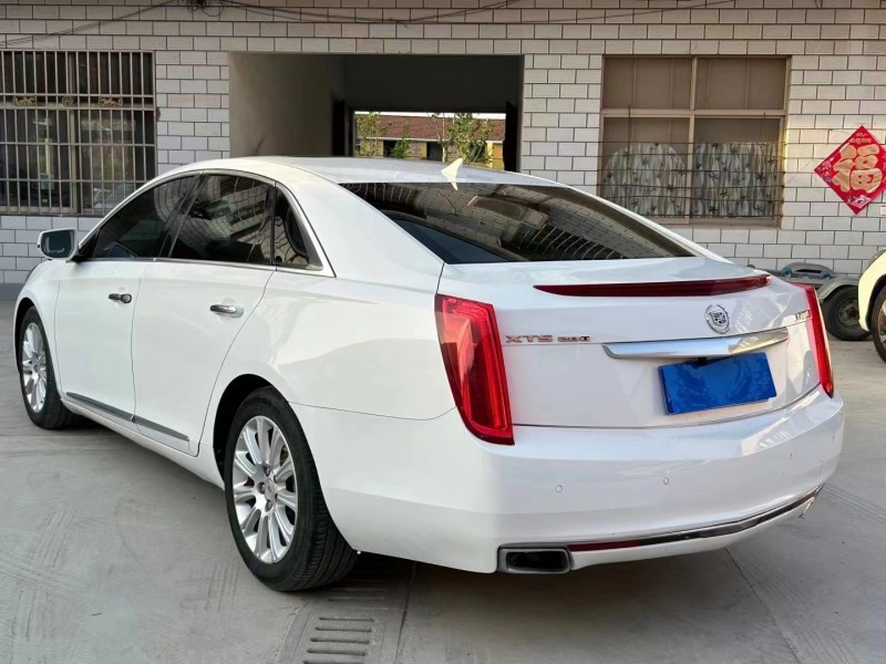 济宁15年凯迪拉克XTS4