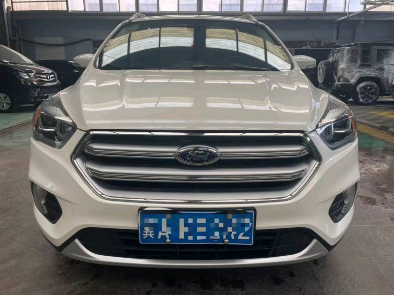 保定17年福特翼虎1