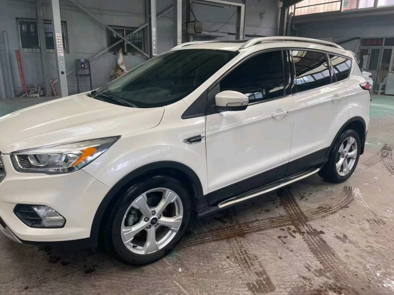 保定17年福特翼虎3