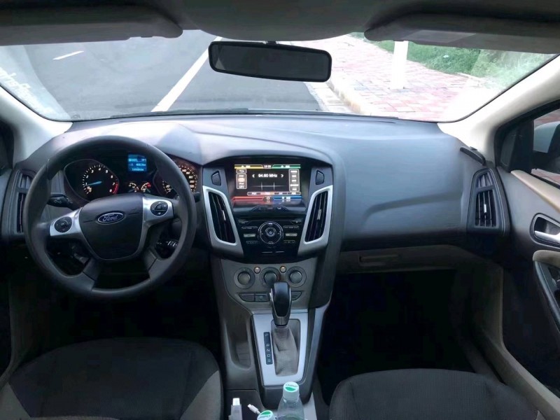 邯郸14年福特福克斯4