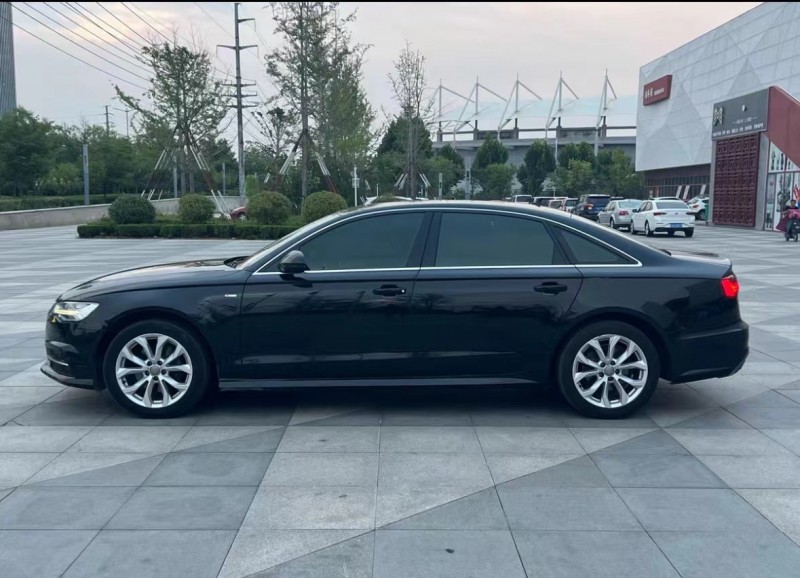 济南18年奥迪A6L4