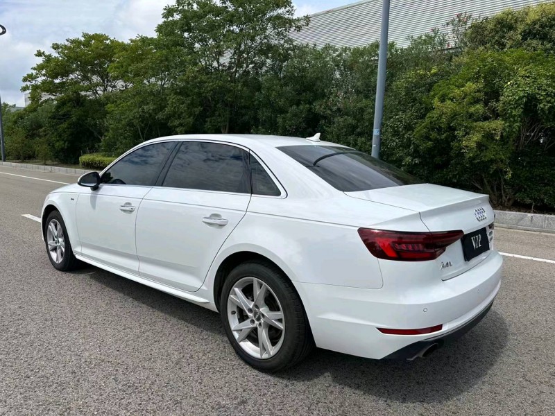盐城17年奥迪A4L9
