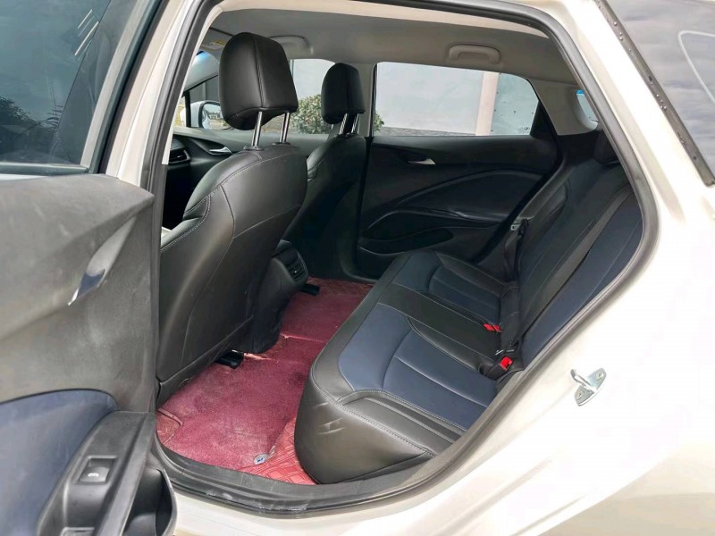 盐城23年别克微蓝4