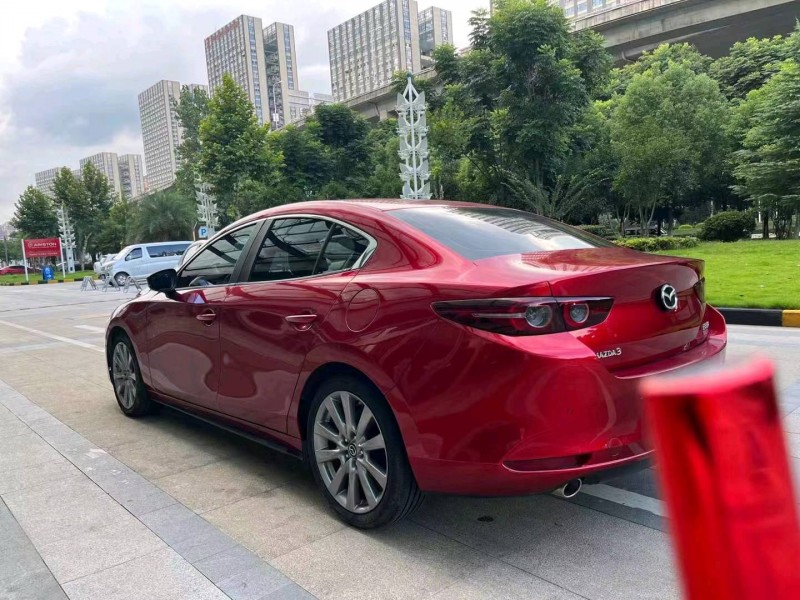 宜昌21年馬自達昂克賽拉4