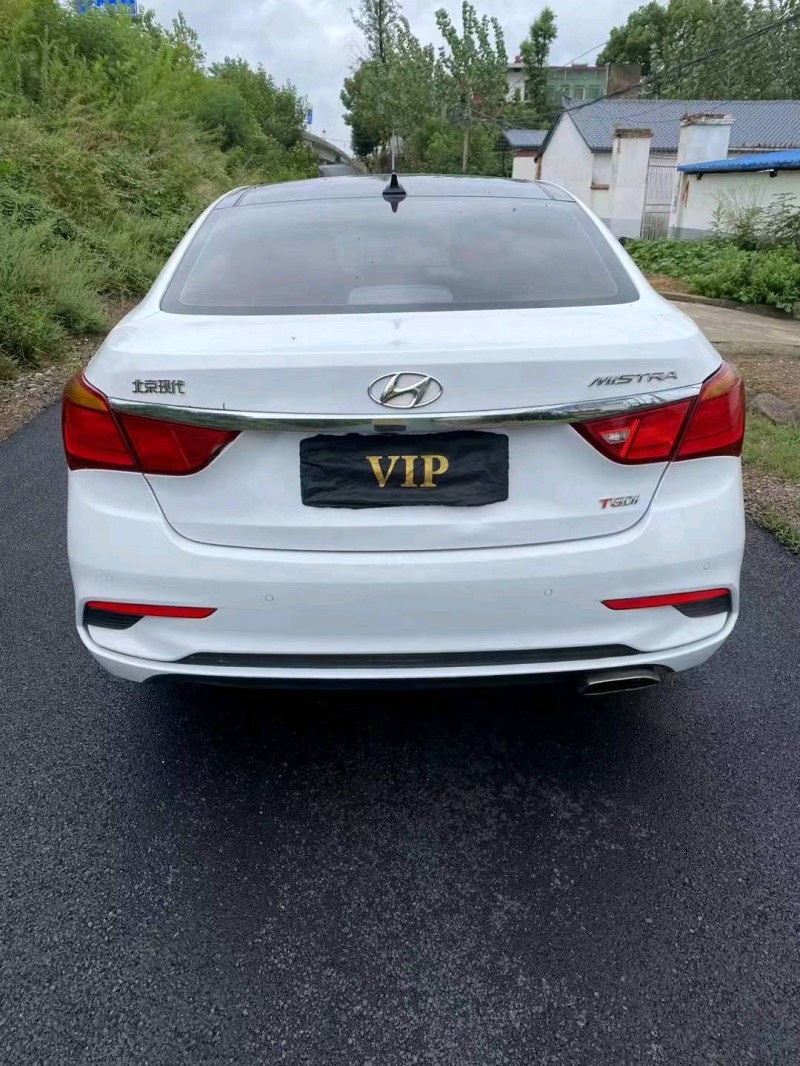 淮南18年现代名图5