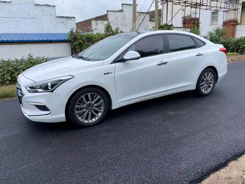 淮南18年现代名图7