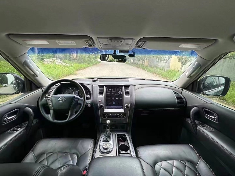 青岛18年日产途乐9