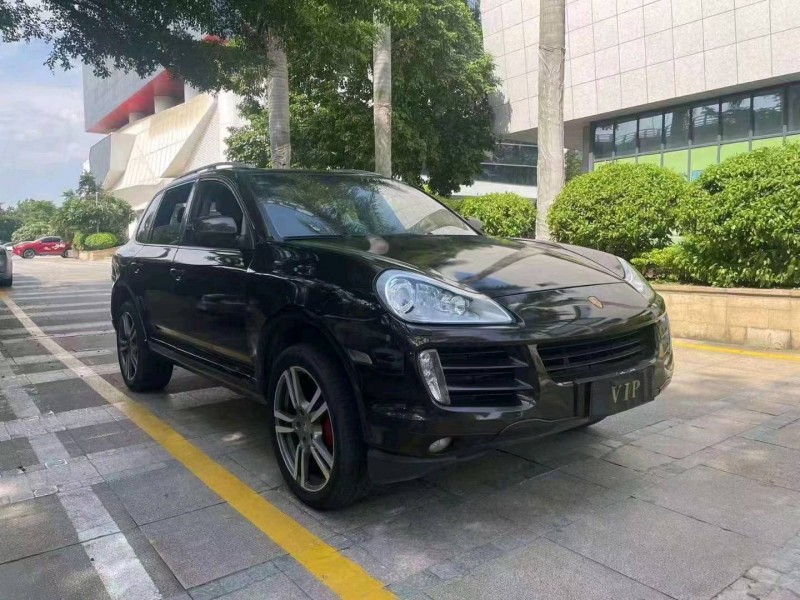 廈門10年保時捷卡宴3