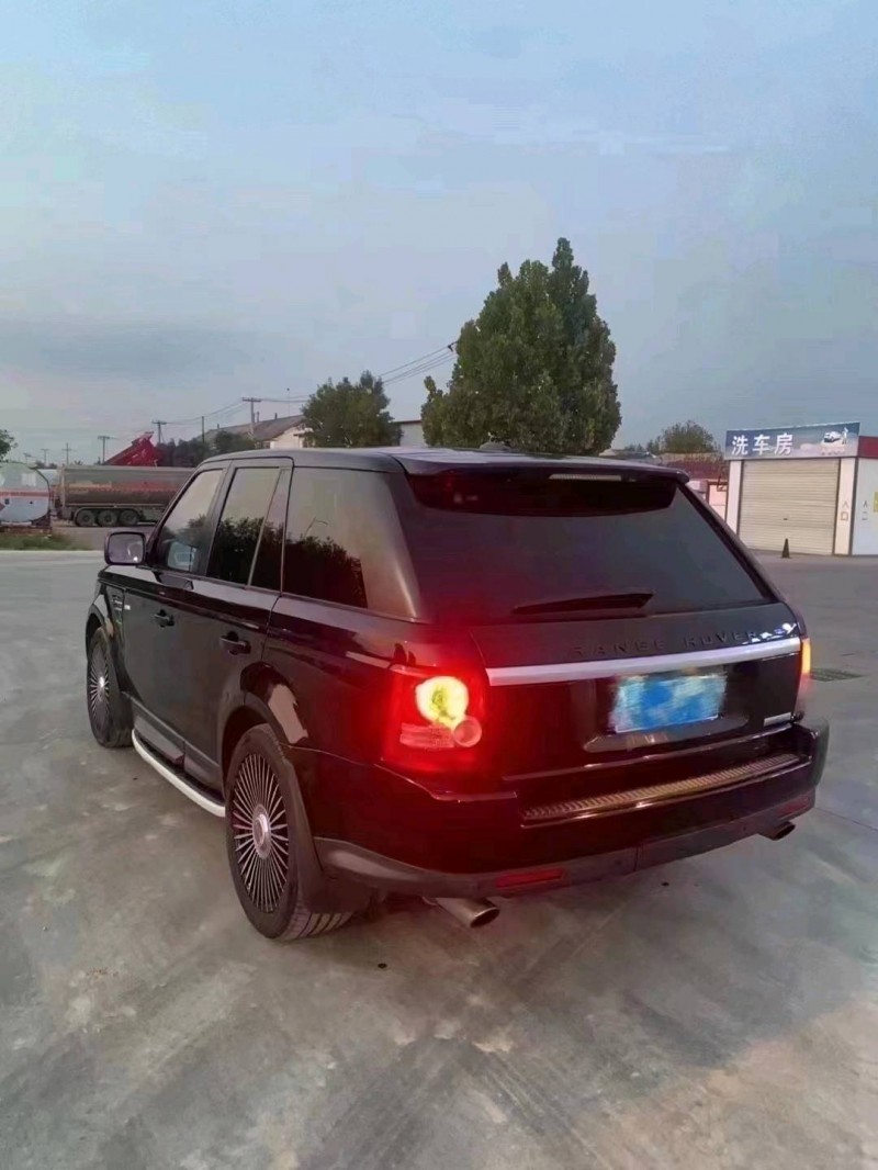 东营13年路虎揽胜运动8