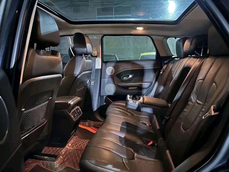 东营12年路虎极光6