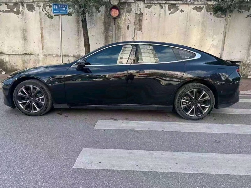 桂林22年小鵬汽車p73