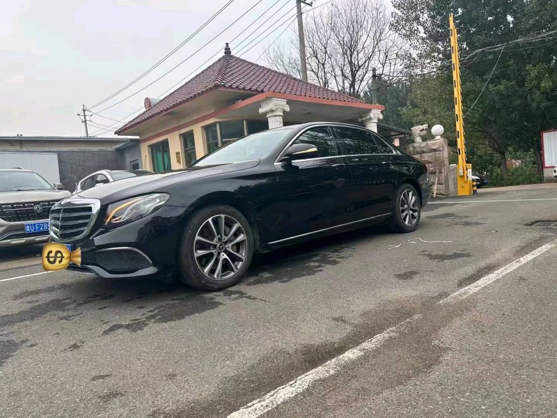 东营18年奔驰E8