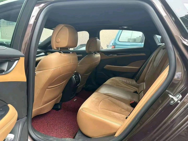 珠海16年别克君越7