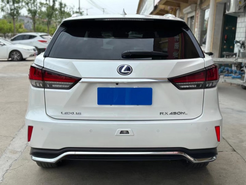 济宁21年雷克萨斯RX9