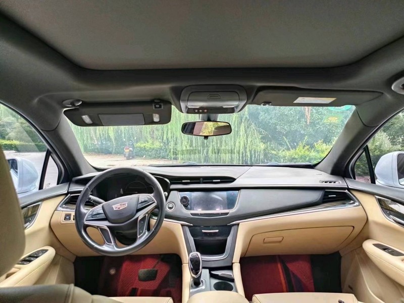 枣庄16年凯迪拉克XT58