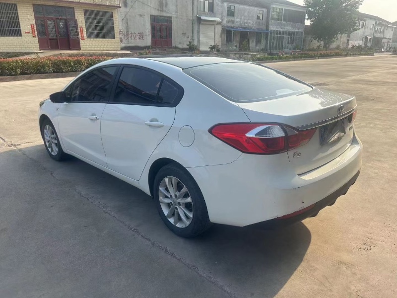 徐州19年起亚K36