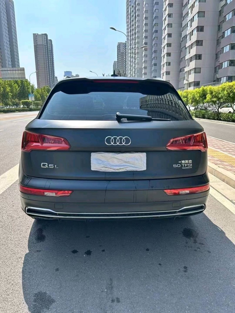 石家庄18年奥迪Q58