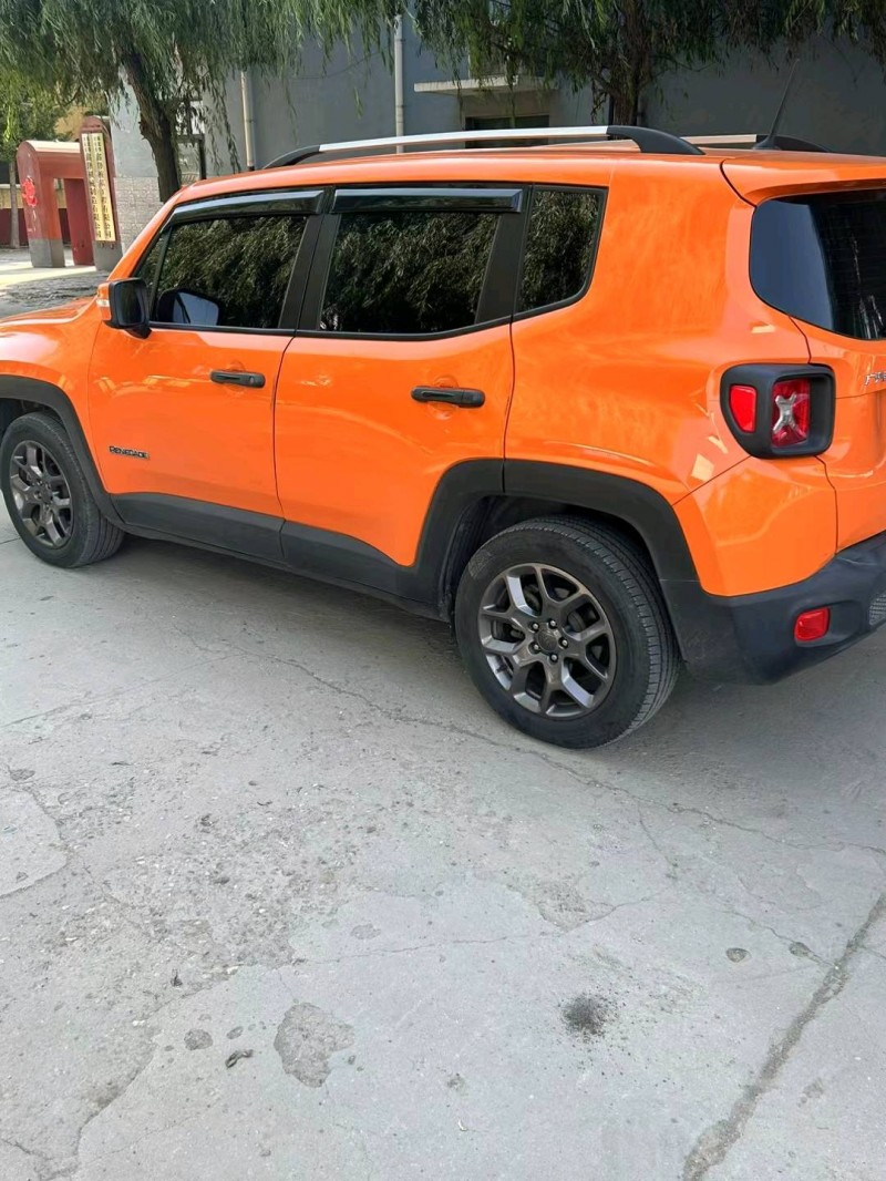 保定19年Jeep自由侠7