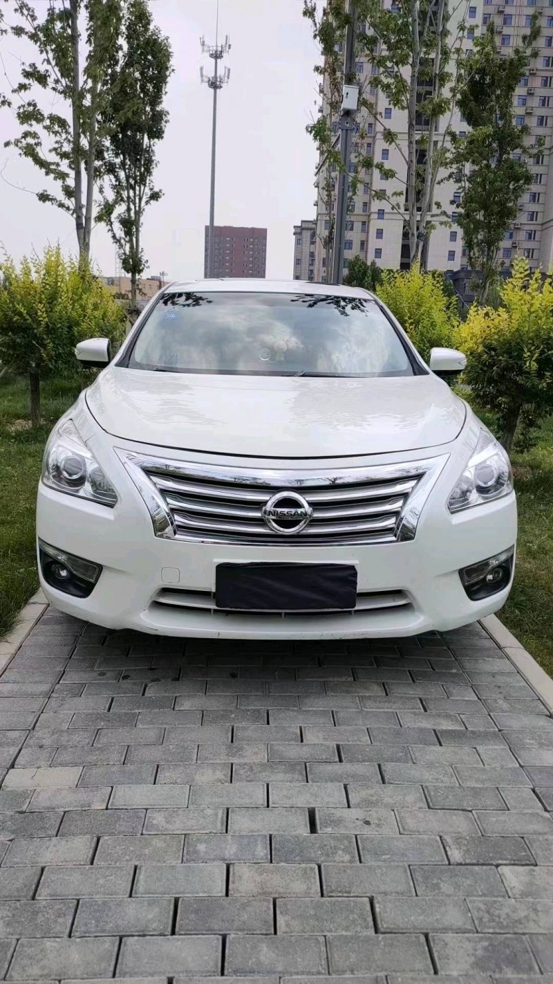 邯郸16年日产天籁1