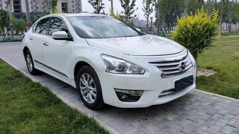 邯郸16年日产天籁7