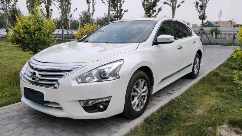 邯郸16年日产天籁9