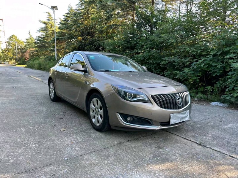 徐州15年别克君威3