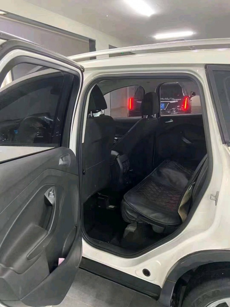 淮南17年福特翼虎9