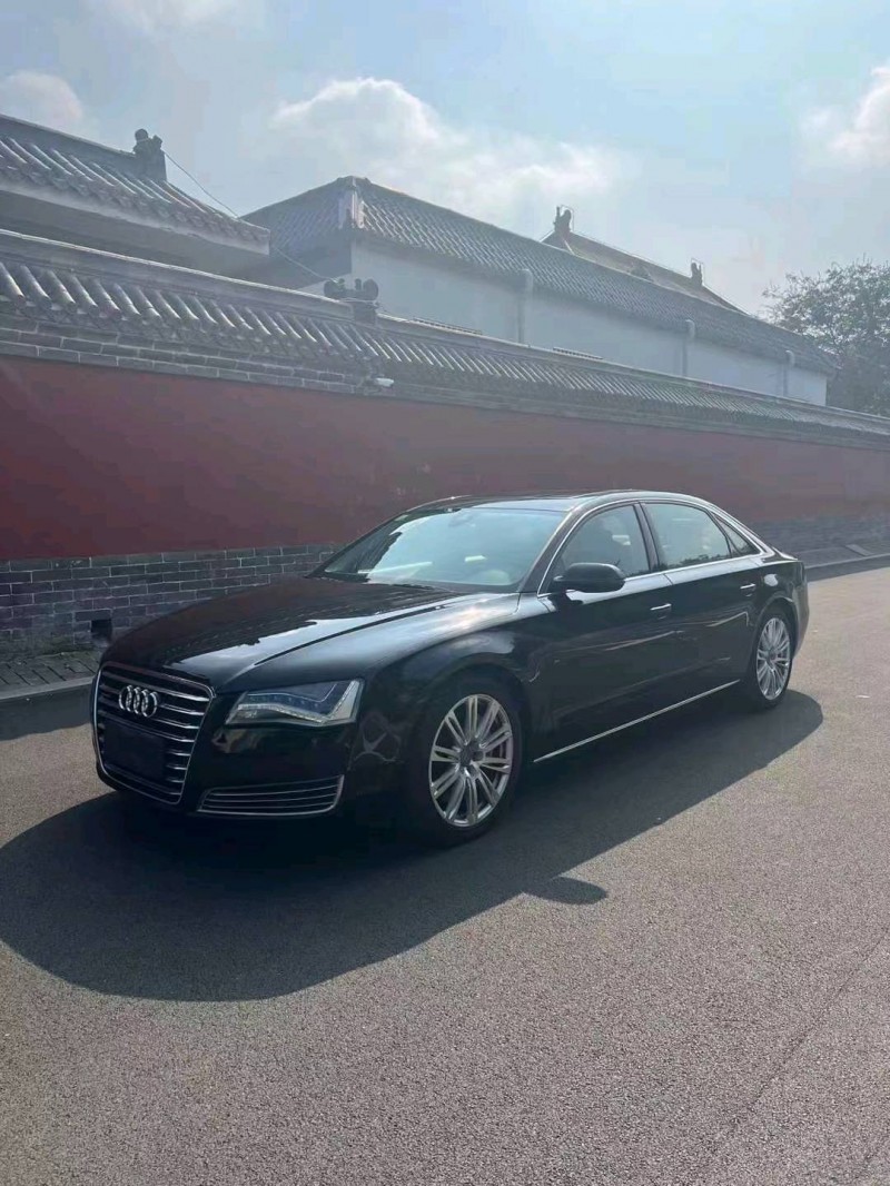 济宁13年奥迪A8L2
