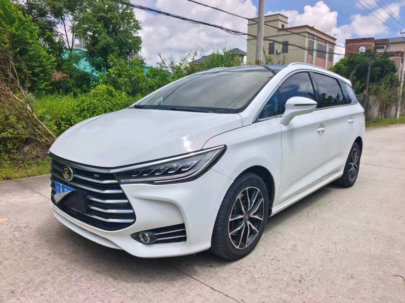 汕头18年比亚迪宋MAX3