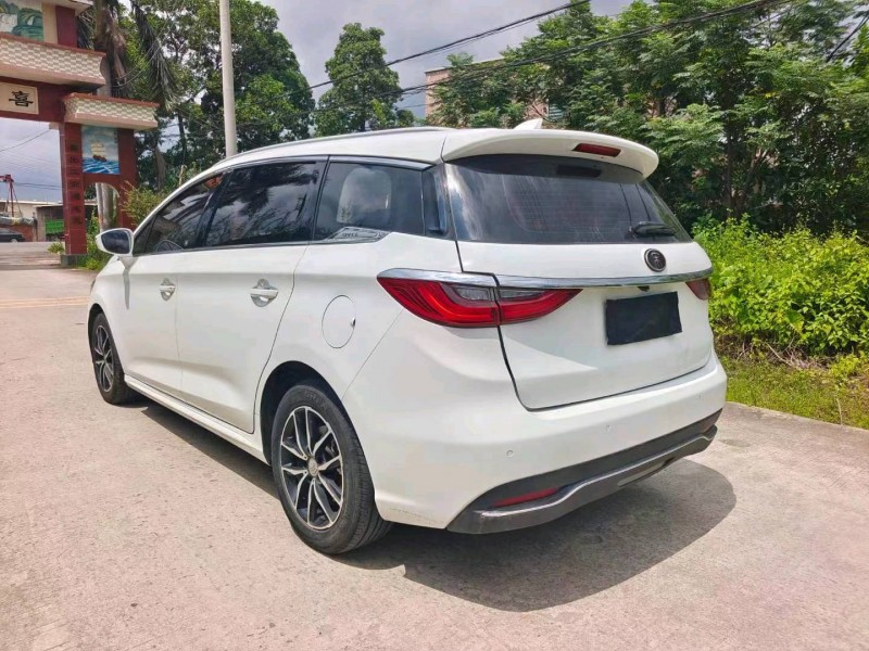 汕头18年比亚迪宋MAX5