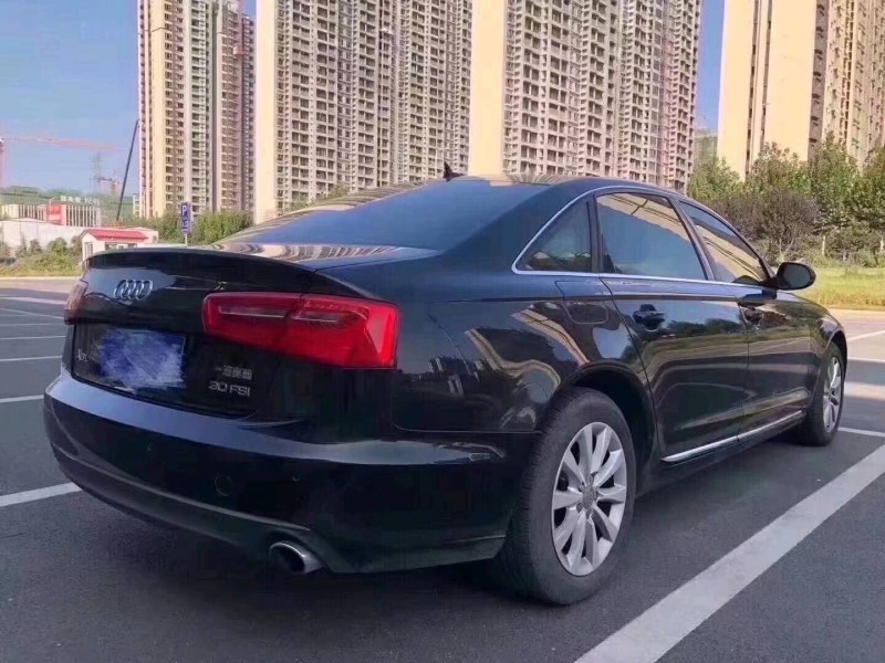 青岛13年奥迪A6L8