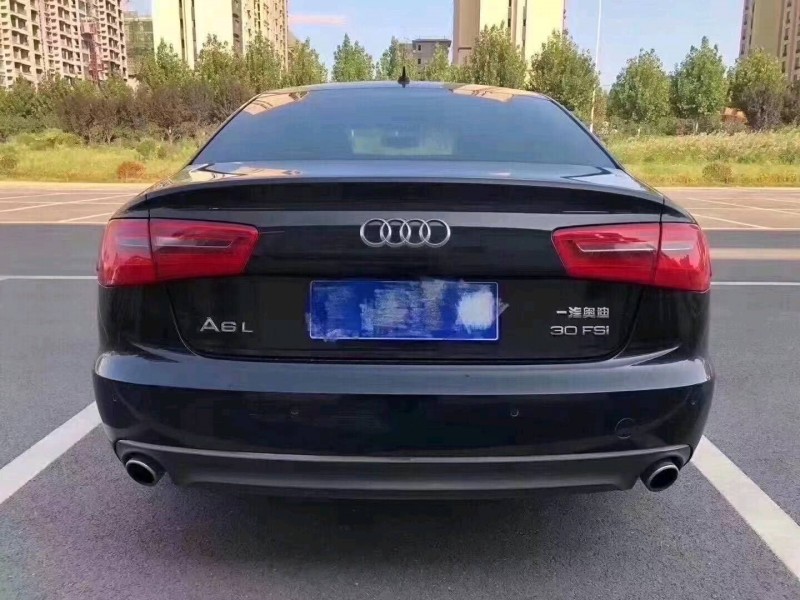 青岛13年奥迪A6L9