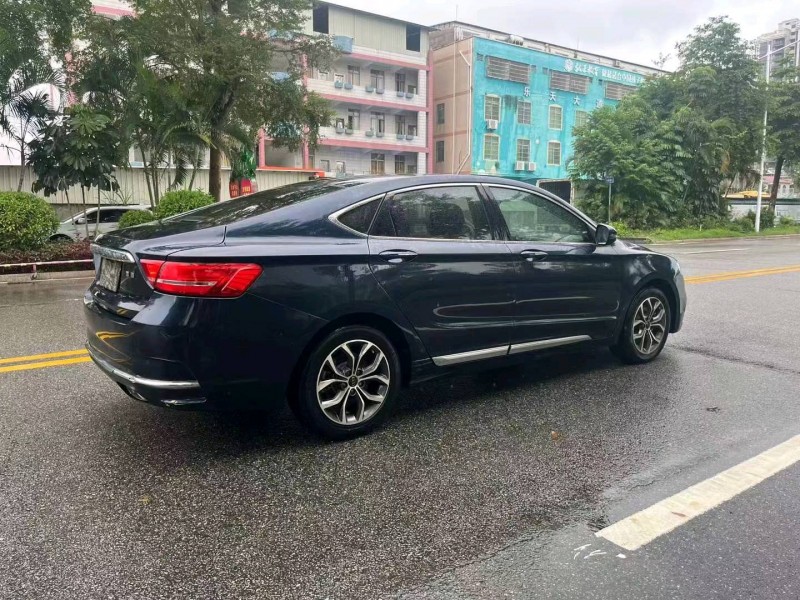 汕头18年吉利博瑞6